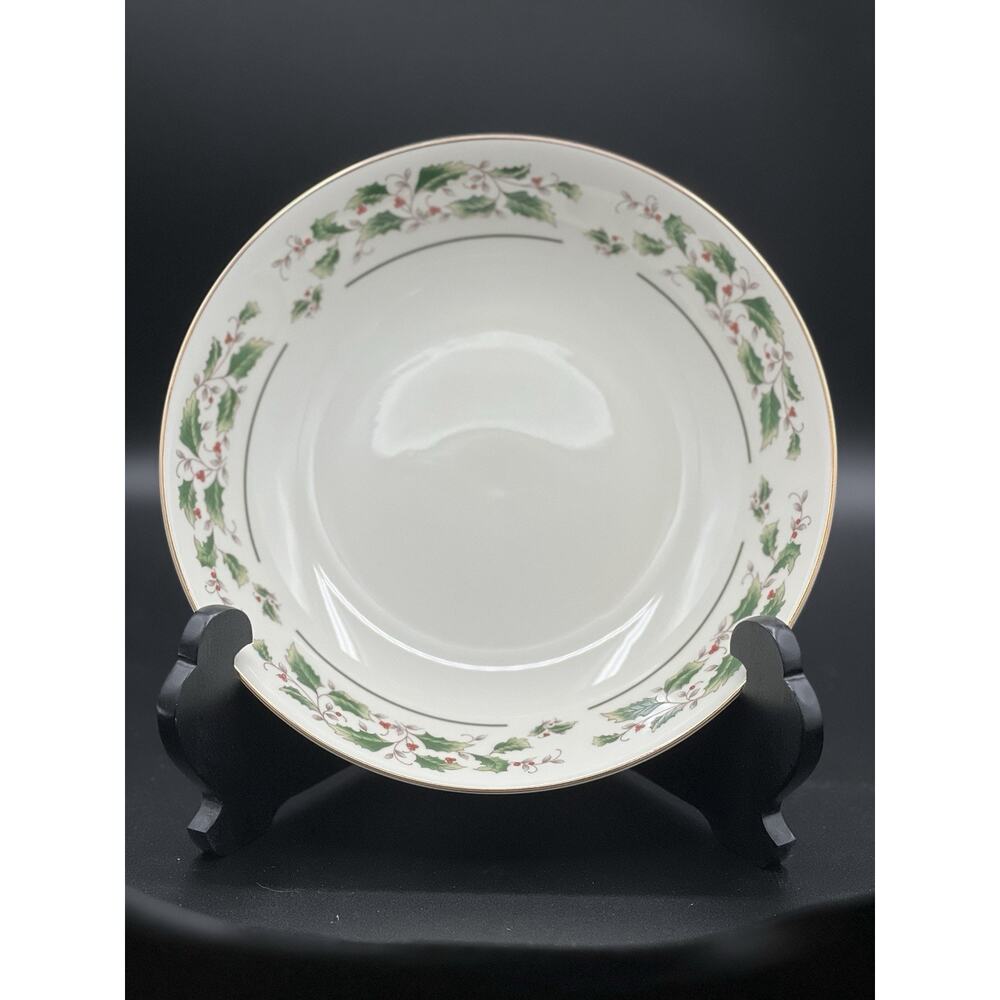 Holly Berries Christmas Holiday 10” Serving Bowl Potter & Smith Ivory Green Gold